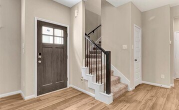 16104 Oregon Oak Dr in Houston, TX - Building Photo - Building Photo