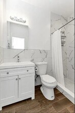 928 Second Avenue in New York, NY - Building Photo - Building Photo