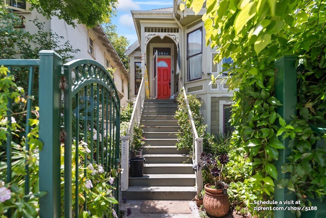 5835 Occidental St in Oakland, CA - Foto de edificio