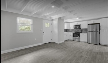 5101 Orange Ave, Unit A in Winter Park, FL - Foto de edificio - Building Photo