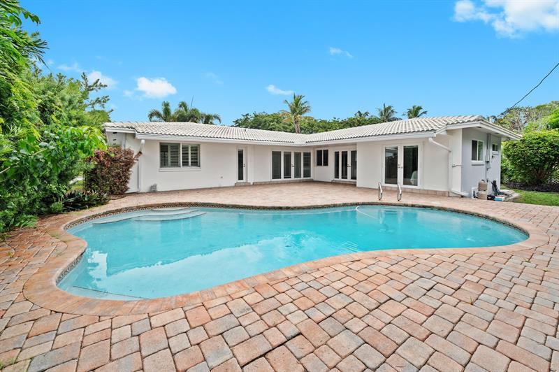 5110 NE 14th Terrace in Fort Lauderdale, FL - Building Photo