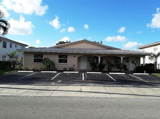 7891 NW 44th Ct in Coral Springs, FL - Building Photo - Building Photo