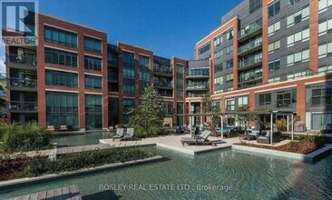 204-7608 Yonge St in Vaughan, ON - Building Photo - Building Photo