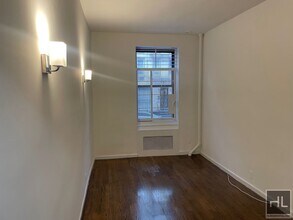 EAST 89 St in New York, NY - Building Photo - Building Photo