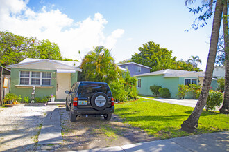 409-413 SE 22nd St in Fort Lauderdale, FL - Building Photo - Primary Photo