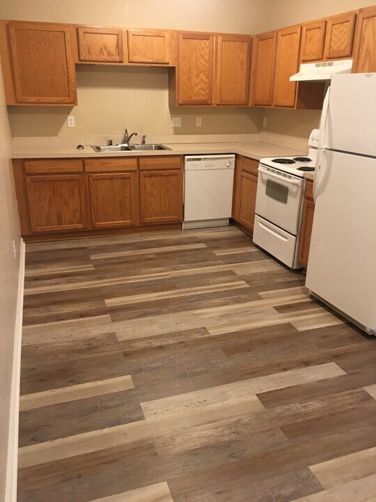 415 Main St, Unit C in Brandenburg, KY - Building Photo