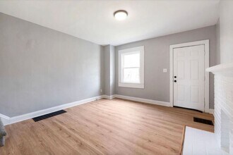 625 E Gates St in Columbus, OH - Building Photo - Building Photo