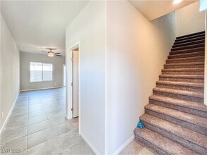 5322 White Butterfly St in Las Vegas, NV - Building Photo - Building Photo