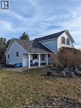 870 S Talbot Rd in Tecumseh, ON - Building Photo - Building Photo