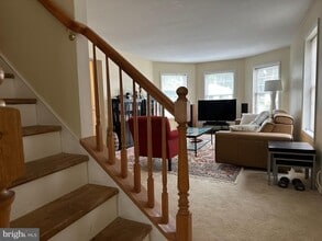 231 S Main St in Pennington, NJ - Building Photo - Building Photo
