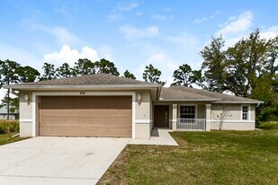 4744 29th St SW in Lehigh Acres, FL - Building Photo