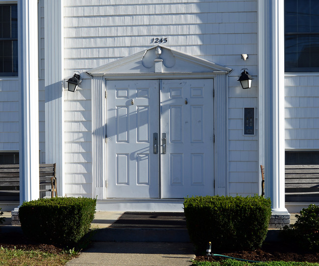 1245 Smith St in Providence, RI - Foto de edificio - Other