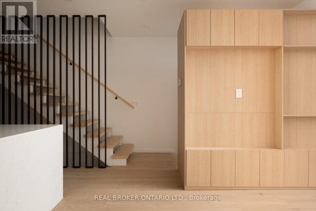 36 Arundel Ave in Toronto, ON - Building Photo - Building Photo