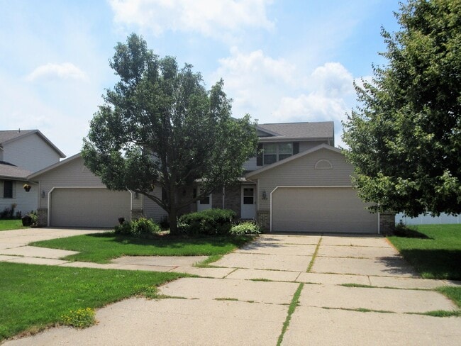 property at 4518-4520 E Milwaukee St