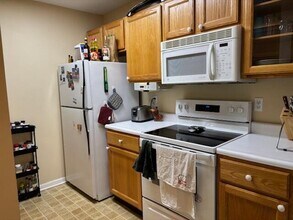 4107 Inverness St in Dexter, MI - Building Photo - Building Photo