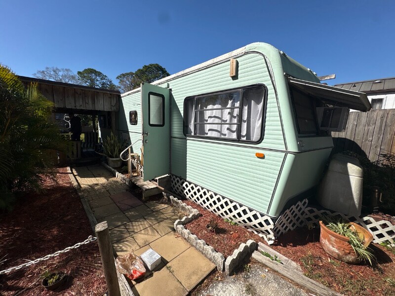 4115 Aurora Rd in Melbourne, FL - Building Photo