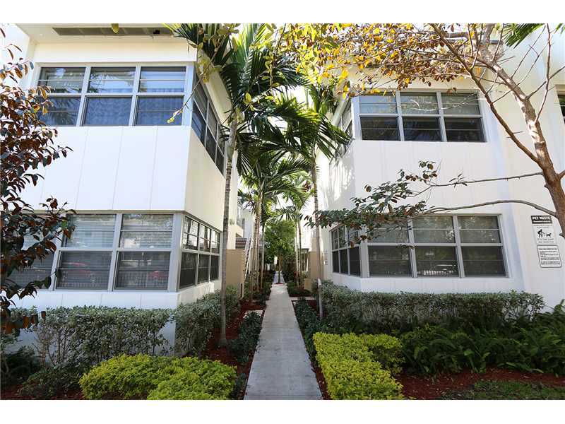 1560 Pennsylvania Ave in Miami Beach, FL - Building Photo