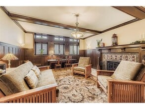 2219 Pillsbury Ave in Minneapolis, MN - Building Photo - Building Photo