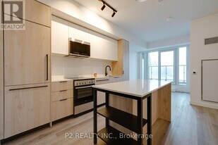 1635 Military Trail in Toronto, ON - Building Photo