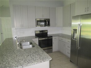 2921 NW 18th Terrace in Cape Coral, FL - Foto de edificio - Building Photo