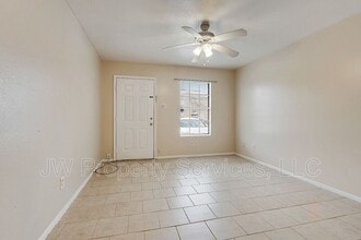 2109 Manson Ave in Metairie, LA - Building Photo - Building Photo