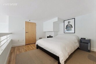 121 W 19th St-Unit -: 4C in New York, NY - Building Photo - Building Photo
