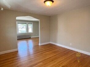 65 Davis Rd in Belmont, MA - Building Photo - Building Photo