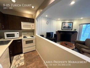 9 Zurich Ct in Lake Geneva, WI - Building Photo - Building Photo