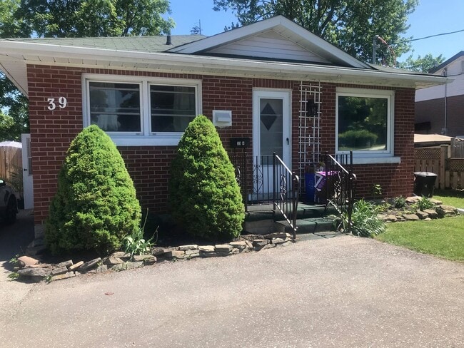property at 39 Kelvin Ave