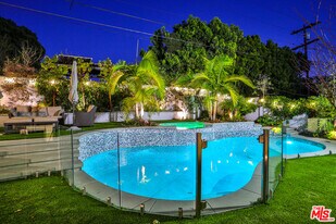 1532 Glendon Ave in Los Angeles, CA - Building Photo