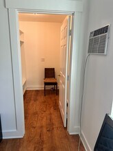 7231 Vanalden Ave, Unit 7231 Vanalden in Reseda, CA - Building Photo - Building Photo