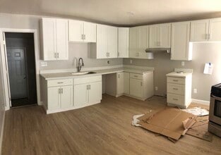 6329 10th Ave in Lucerne, CA - Building Photo - Building Photo