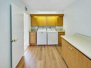 2601 Village Blvd in West Palm Beach, FL - Building Photo - Building Photo