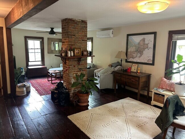10 Cogswell Ave in Cambridge, MA - Building Photo - Building Photo