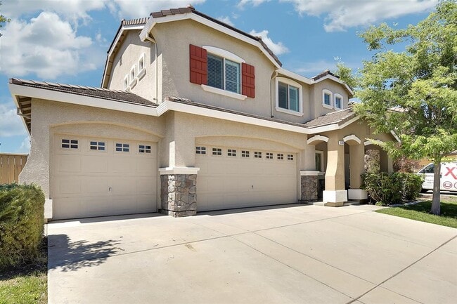 5590 Cobbler Ln