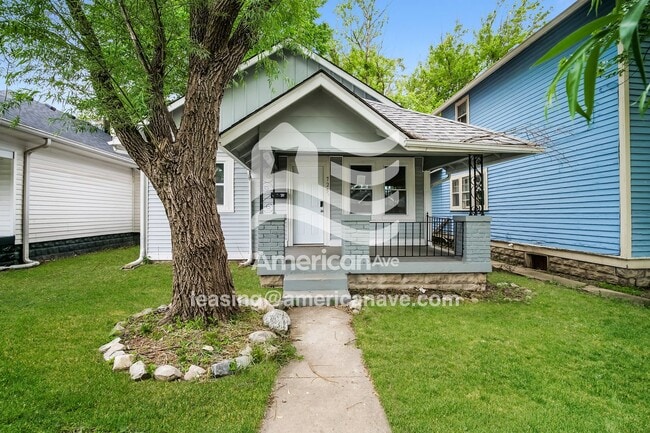 property at 725 N Bosart Ave
