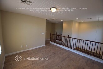 7962 Valladolid Ave in Las Vegas, NV - Building Photo - Building Photo