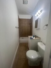 227 Washington Ave-Unit -1F in Chelsea, MA - Foto de edificio - Building Photo