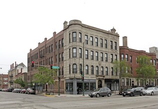 1361-1363 N Ashland Ave in Chicago, IL - Building Photo - Building Photo