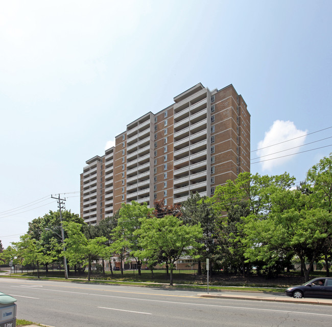 Corinthian Tower in Toronto, ON - Building Photo - Building Photo