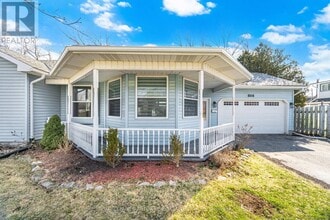 514 Buffalo Rd in Fort Erie, ON - Building Photo - Building Photo