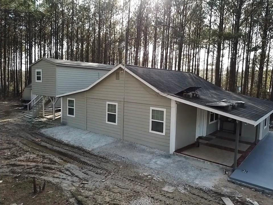 58 County Rd 3560 in Cleveland, TX - Building Photo