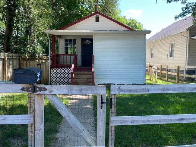 property at 404 N Finley St
