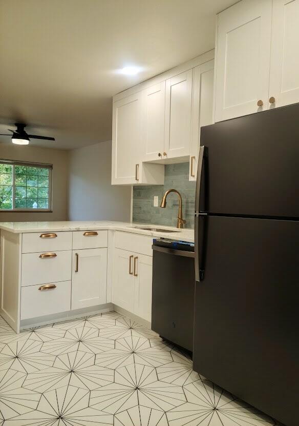2011 Woodburn St in Colorado Springs, CO - Building Photo - Building Photo