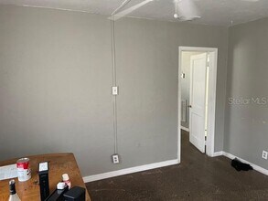 4545 18th Ave S-Unit -1/2 in St. Petersburg, FL - Building Photo - Building Photo