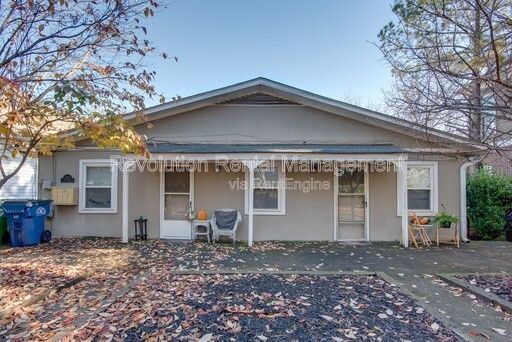 property at 138 Tye St SE