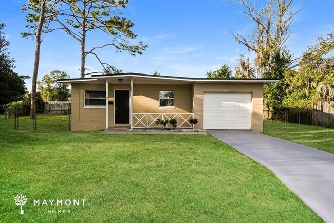 property at 5705 Perch Dr N