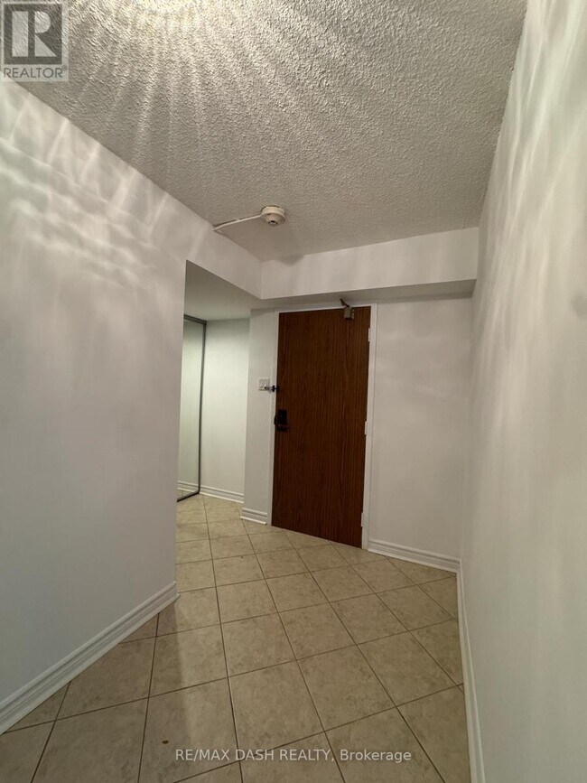 45 Carlton St. in Toronto, ON - Building Photo - Building Photo