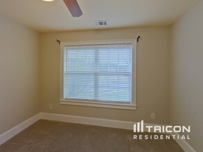 4113 Barrett Pl in Hampton, GA - Building Photo - Building Photo