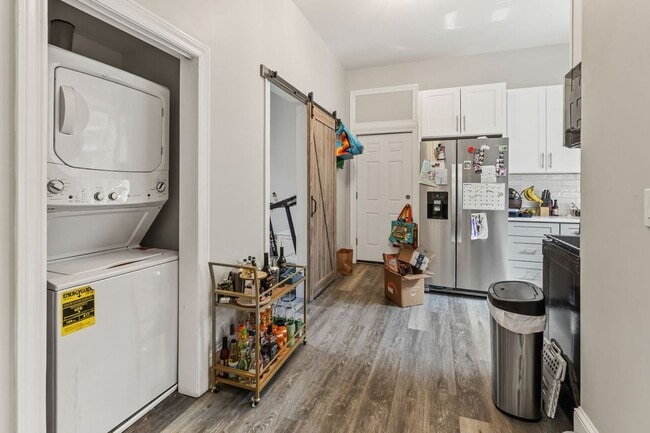 1345 N Maplewood Ave in Chicago, IL - Building Photo - Building Photo